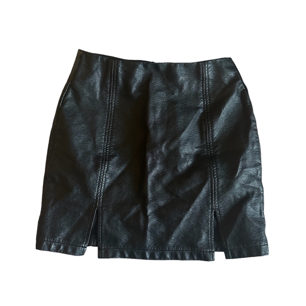 MANGOPOP Faux Black Leather Skirt SIZE S